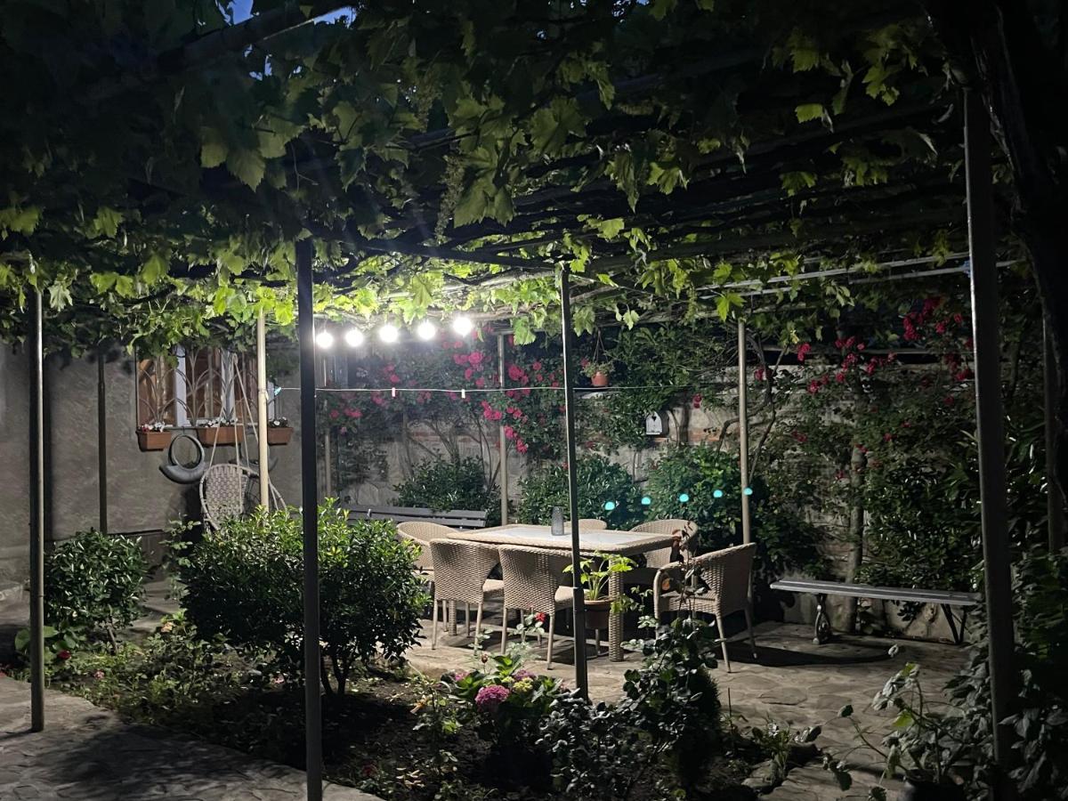 Mari Guest House Телаві Екстер'єр фото