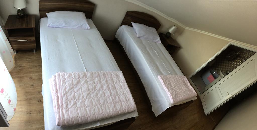 Mari Guest House Телаві Екстер'єр фото