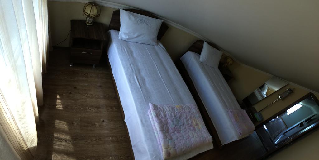 Mari Guest House Телаві Екстер'єр фото