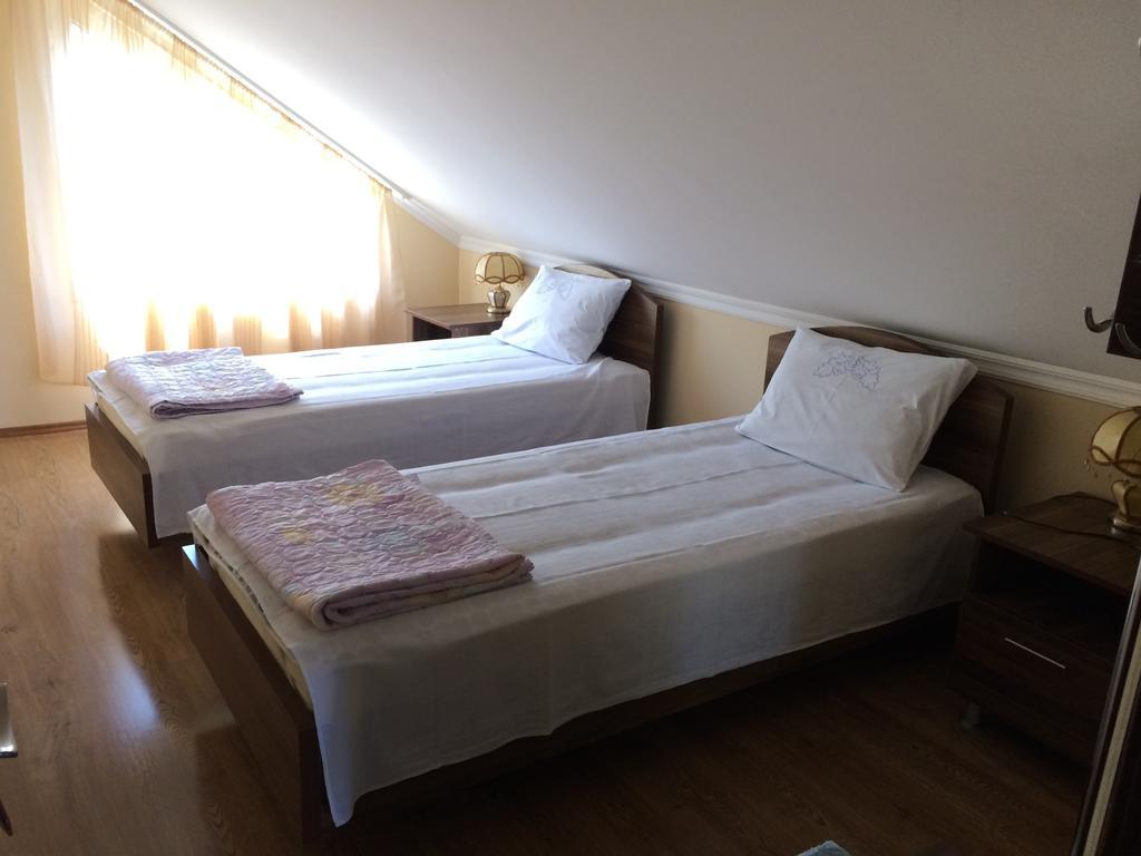 Mari Guest House Телаві Екстер'єр фото