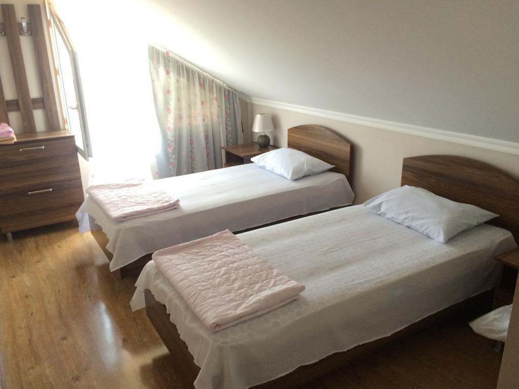 Mari Guest House Телаві Екстер'єр фото