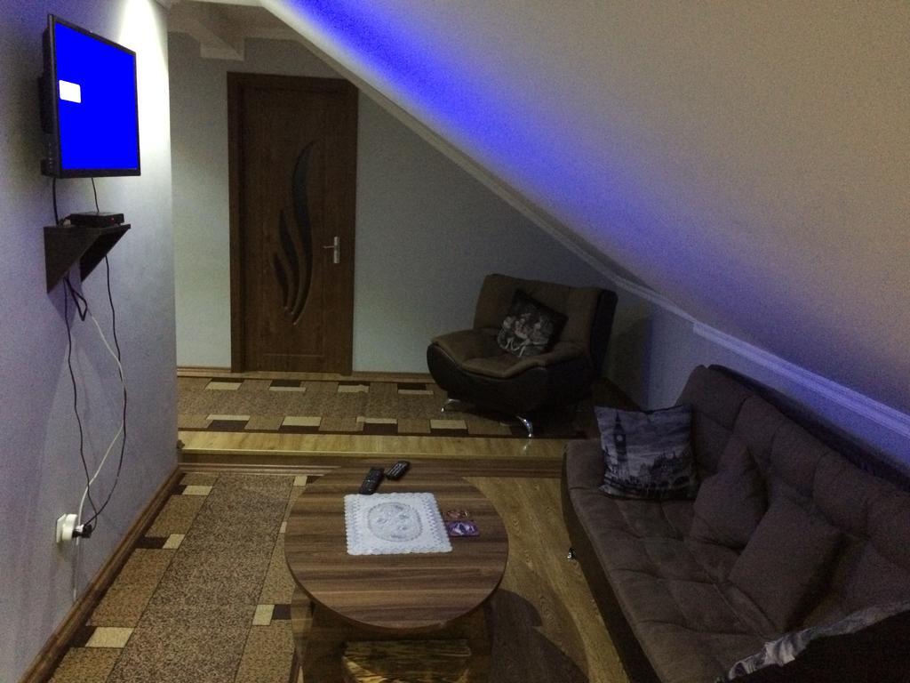 Mari Guest House Телаві Екстер'єр фото