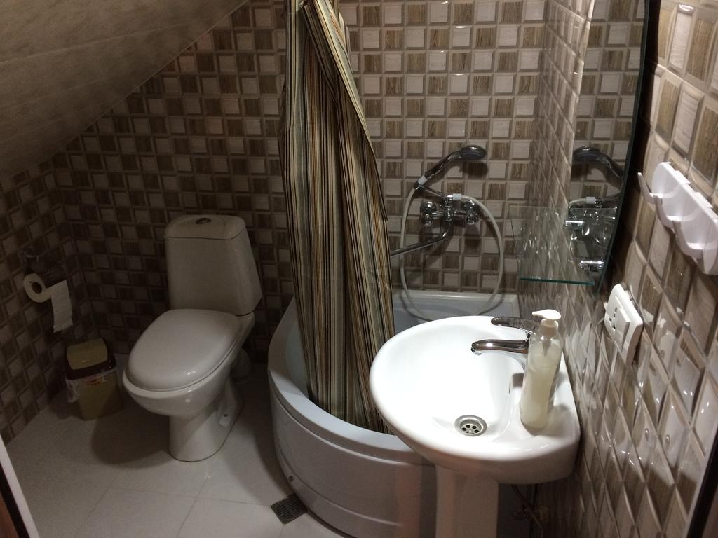 Mari Guest House Телаві Екстер'єр фото